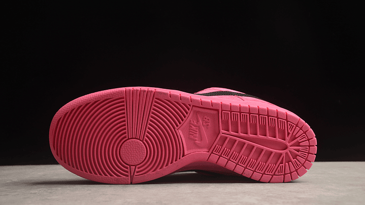 Dunk low power girl pink 3