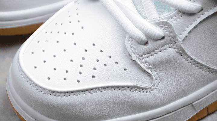 Dunk low orange label white gum 5