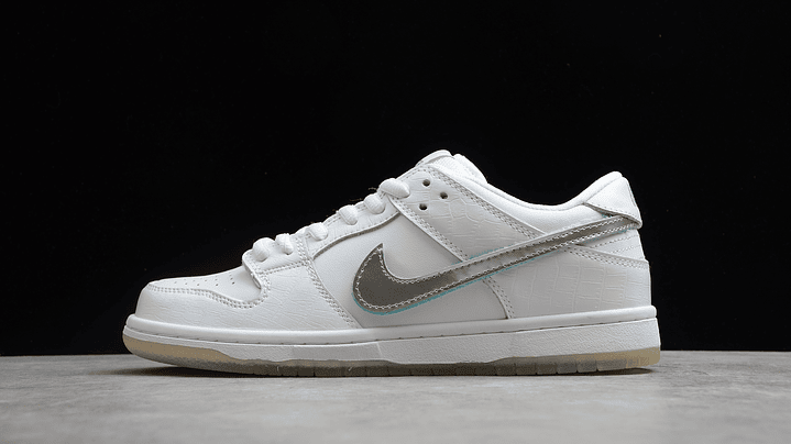 Dunk low diamond supply white 1