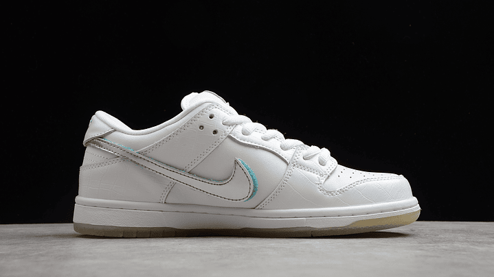 Dunk low diamond supply white 2