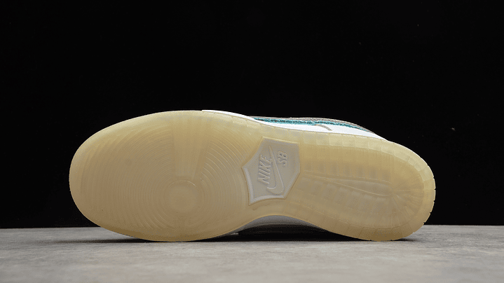 Dunk low diamond supply white 3