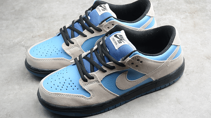 Dunk low light cream thunderstorm 5