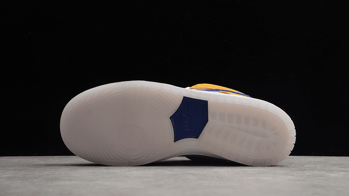 Dunk low laser orange 4