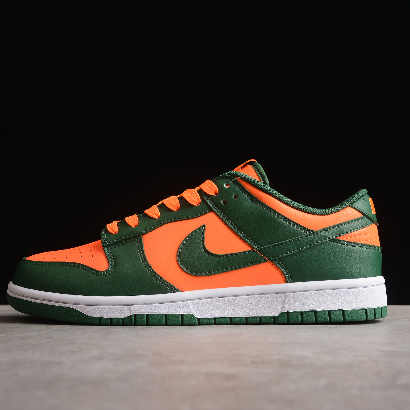 Dunk low hurricanes 1