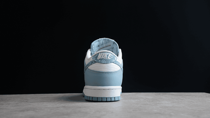 Dunk low blue paisley 4