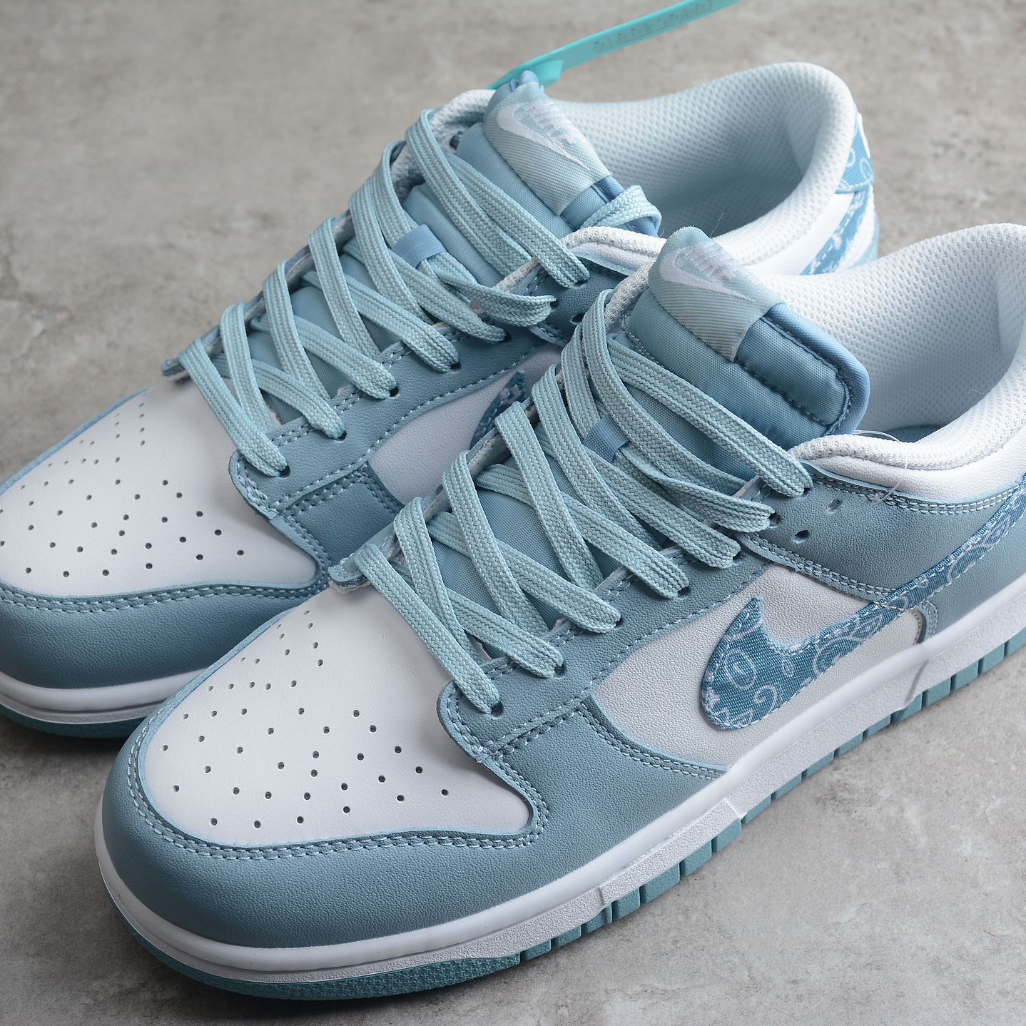 Dunk low blue paisley 5