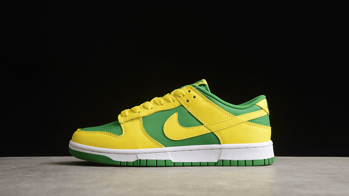 Dunk low reverse brazil 1