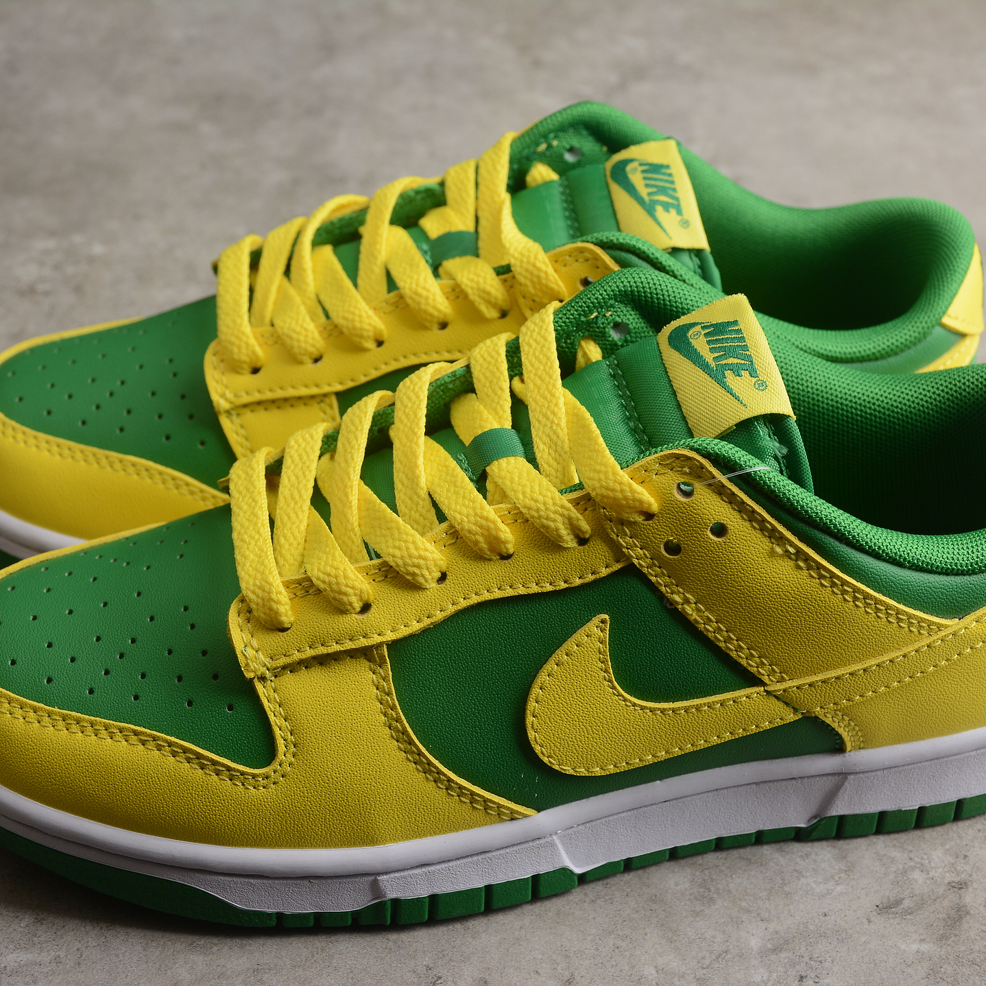 Dunk low reverse brazil 5