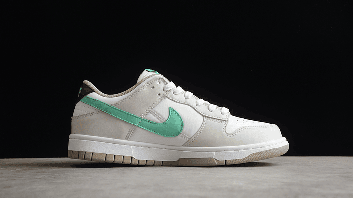 Dunk low split seam white tan mint 2