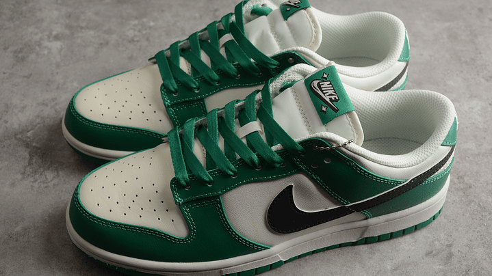 Dunk low lottery green 5