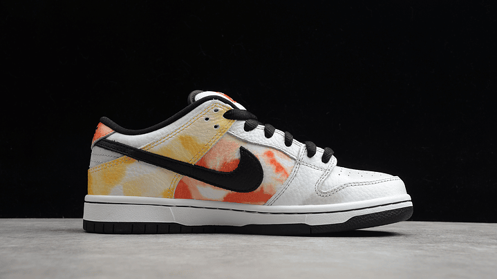 Dunk low SB raygun white Tie-Dye 2