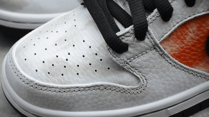 Dunk low SB raygun white Tie-Dye 6