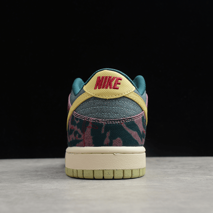 Dunk low community garden 4