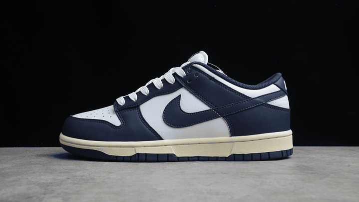 Dunk low vintage navy 1