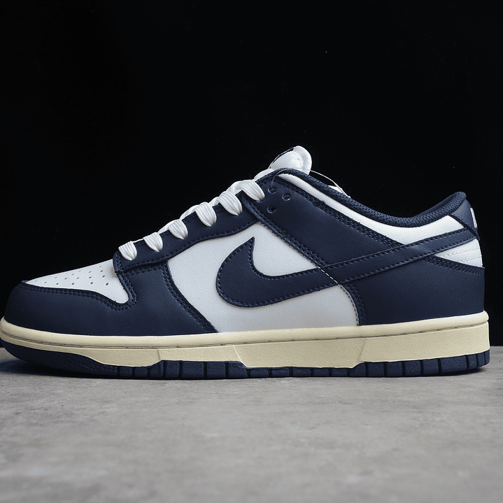 Dunk low vintage navy 1