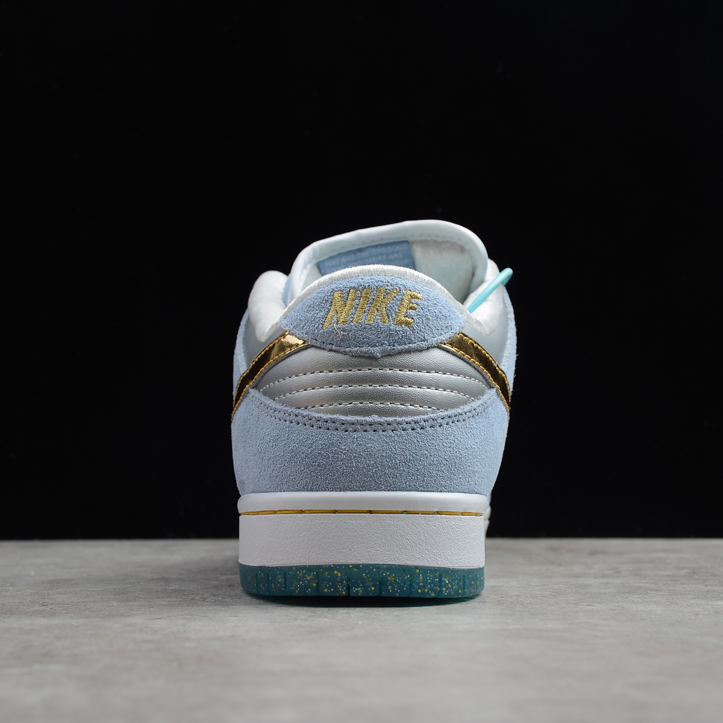 Dunk low sb sean cliver 4