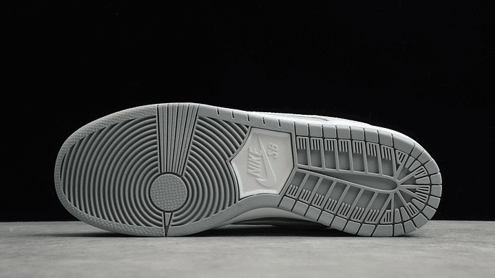 Dunk low sb summit white wolf grey 3