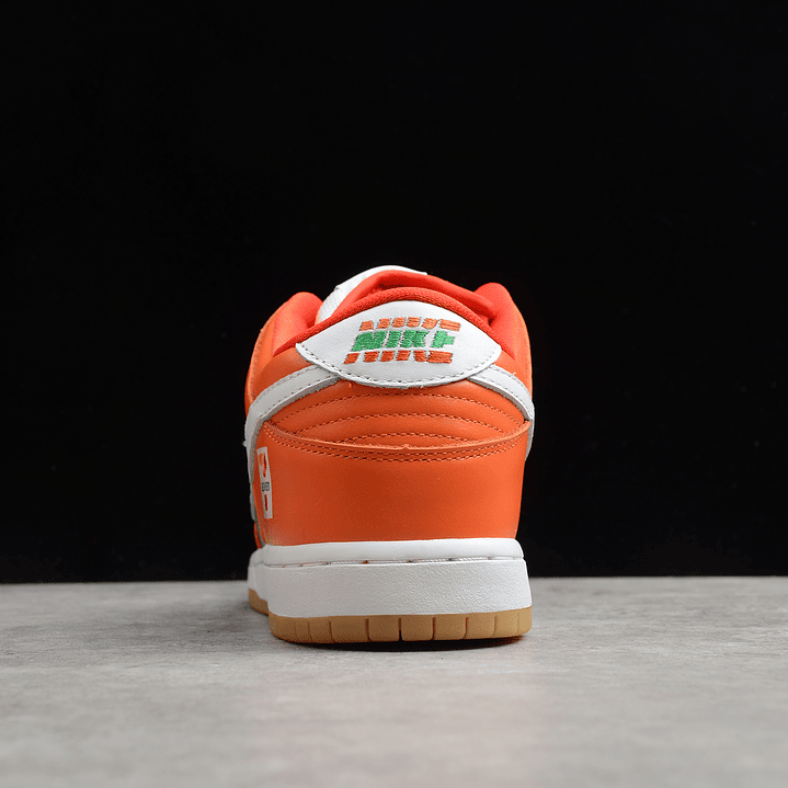 Dunk low 7 eleven 4