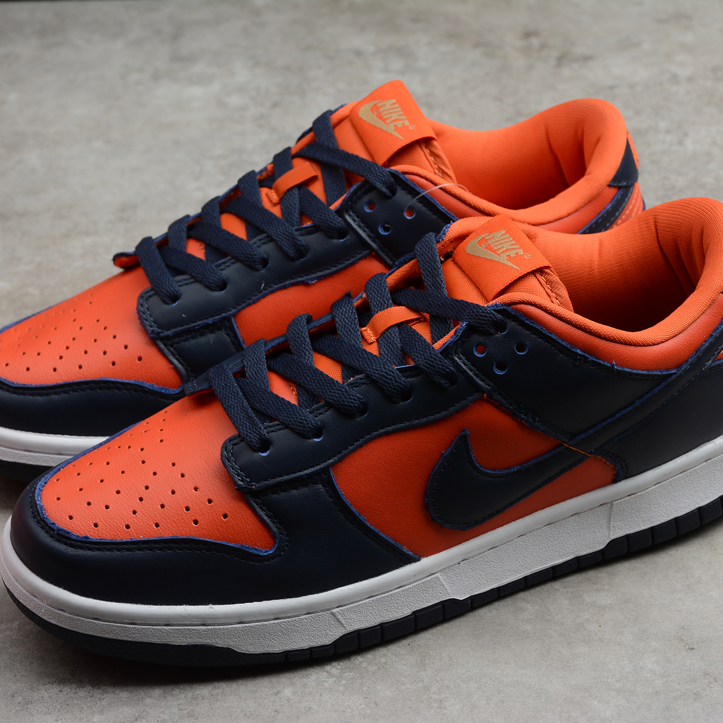 Dunk low champ colors 5