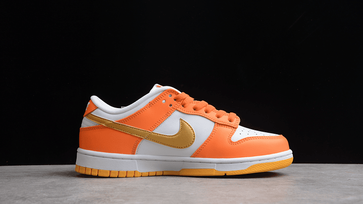 Dunk low university gold 2
