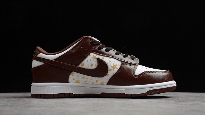Dunk low supreme stars barkroot brown 2