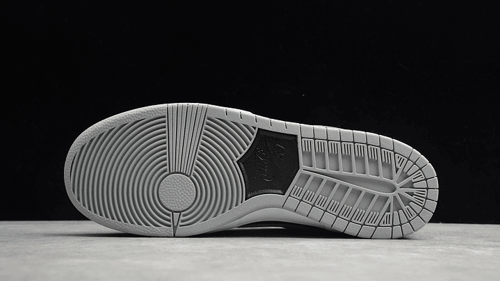 Dunk low sb shadow 3