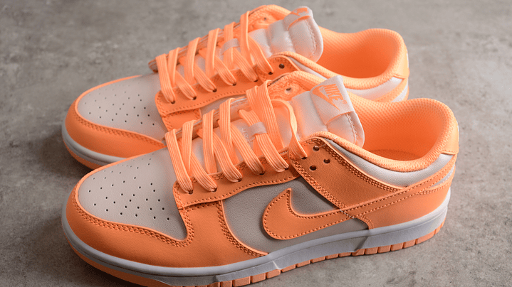 Dunk low peach cream 5