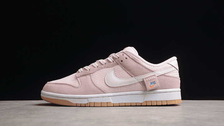 Dunk low teddy bear pink 1