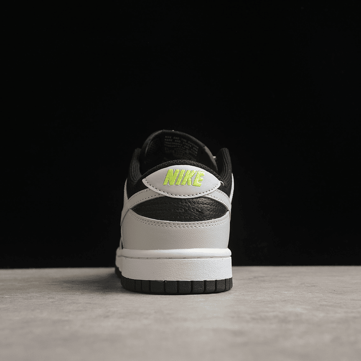 Dunk low reverse grey panda 4