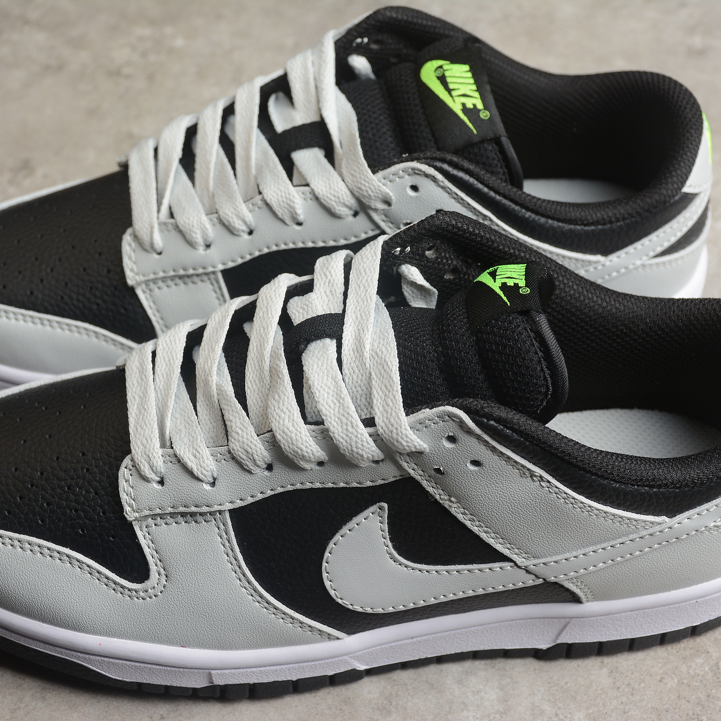 Dunk low reverse grey panda 5