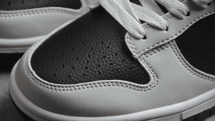 Dunk low reverse grey panda 6