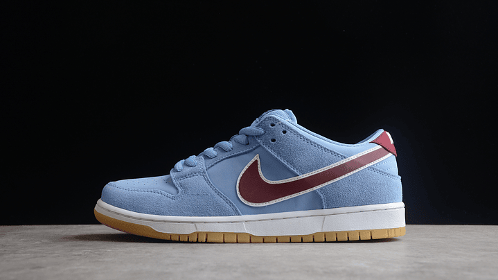 Dunk low sb valor blue team maroon 1