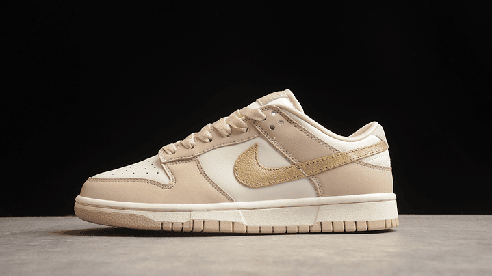 Dunk low phantom metallic gold 1