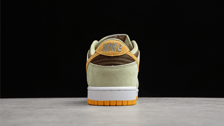 Dunk low dusty olive 4