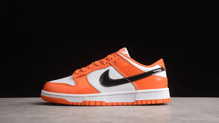 Dunk low patent hallowen 1