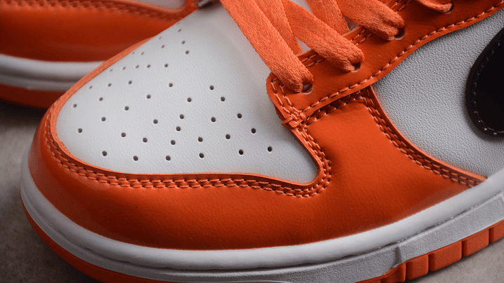 Dunk low patent hallowen 6