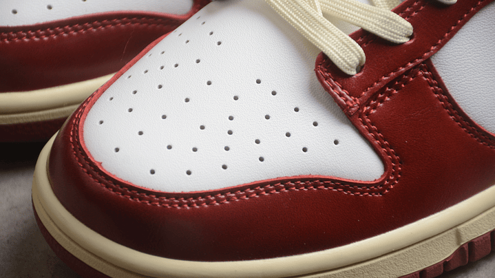 Dunk low vintage team red 6
