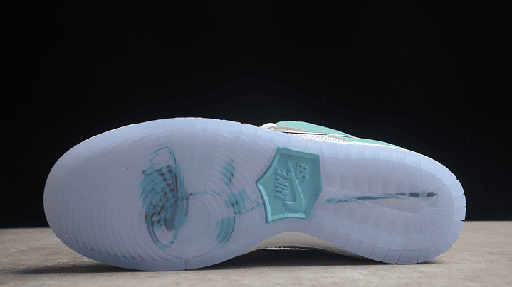 Dunk low sb april skateboards 3