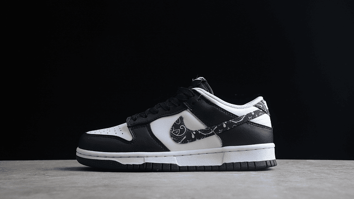 Dunk low black paisley 1