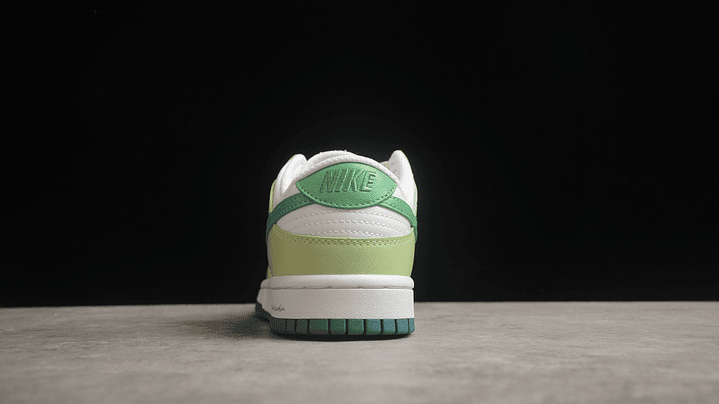 Dunk low white green sail 4
