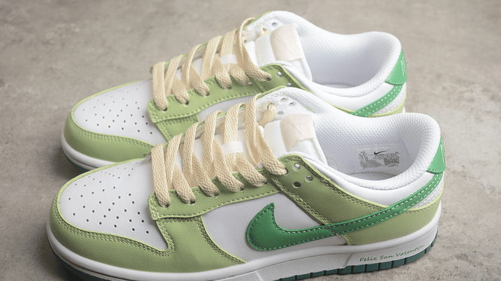 Dunk low white green sail 5