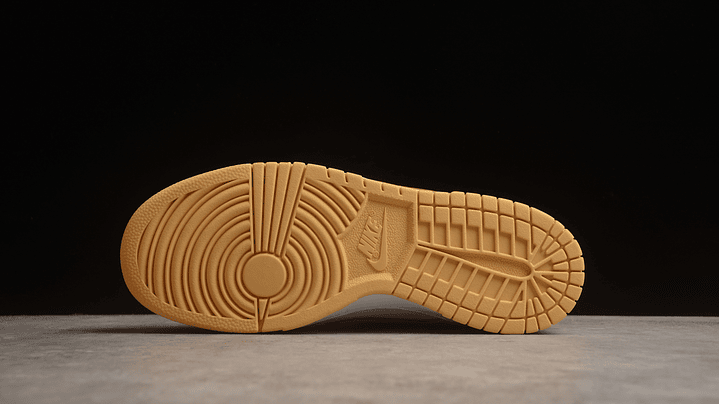 Dunk low celestial gold 3