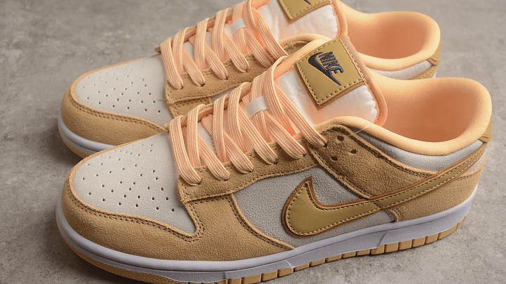Dunk low celestial gold 5