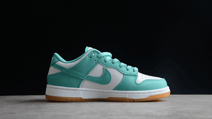 Dunk low turquoise green glum 2