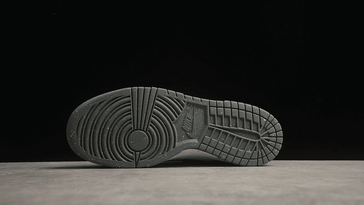 Dunk low next nature smoke grey light crimson 3