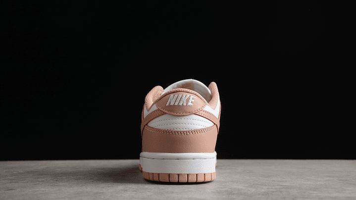 Dunk low rose whisper 4