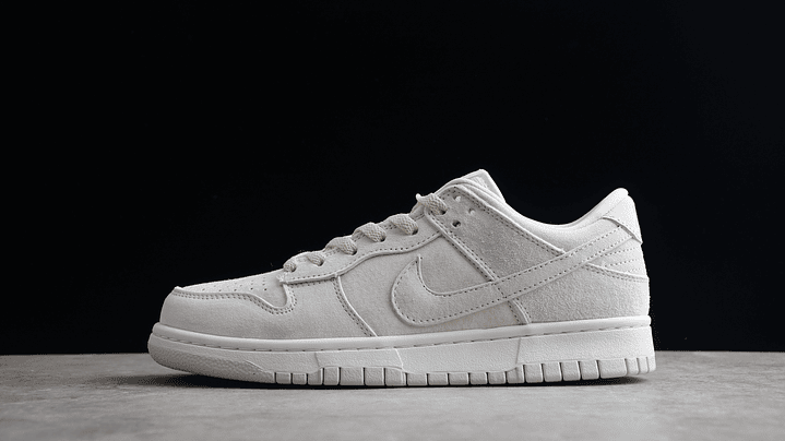 Dunk low premium vast grey 1