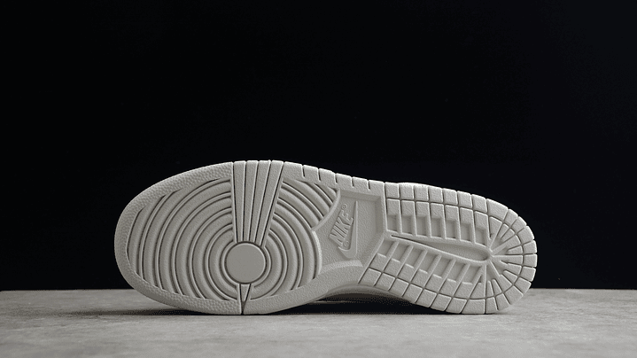 Dunk low premium vast grey 3