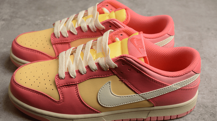 Dunk low strawberry peach 5