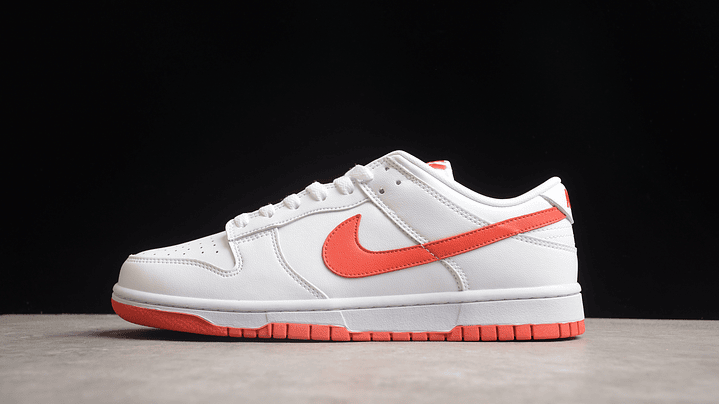 Dunk low white picante red 1
